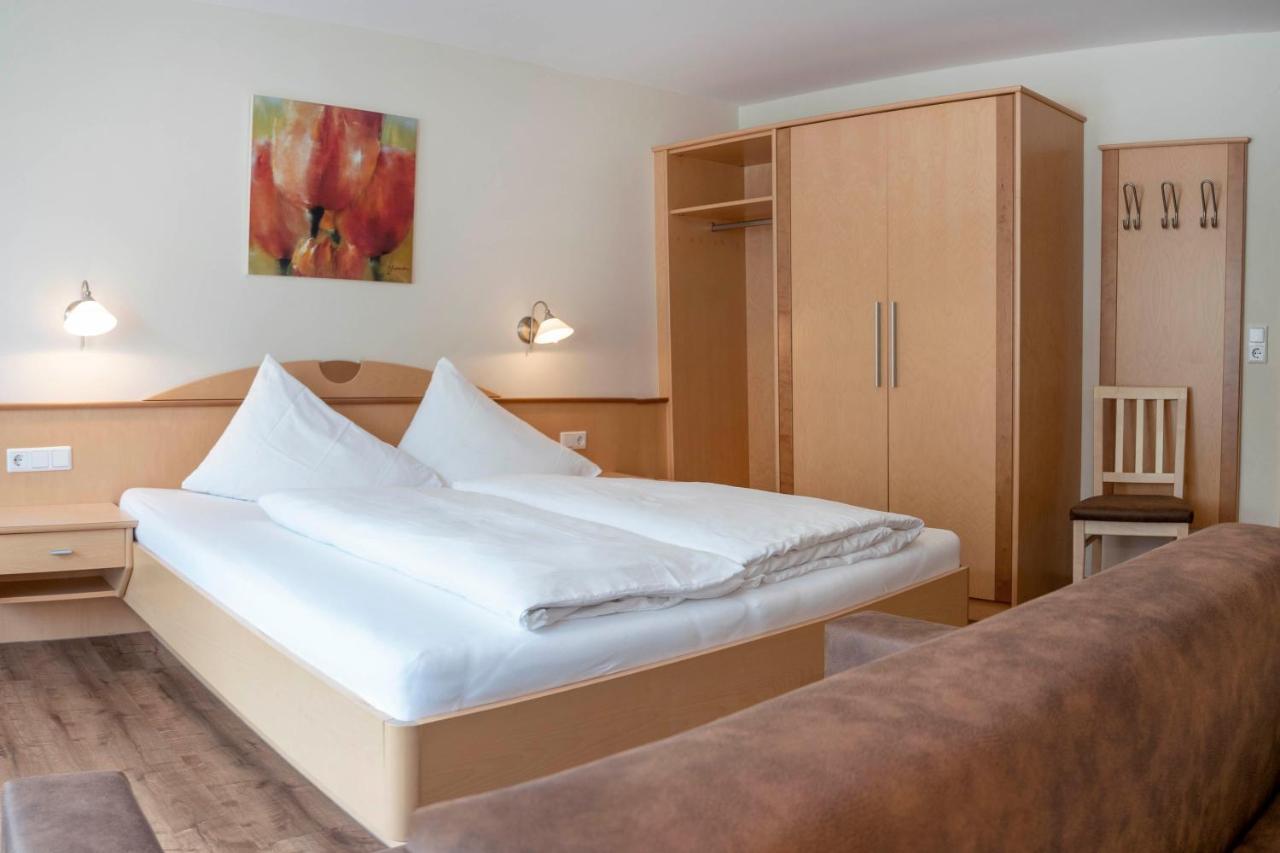 Gaestehaus Europa Solden Bagian luar foto