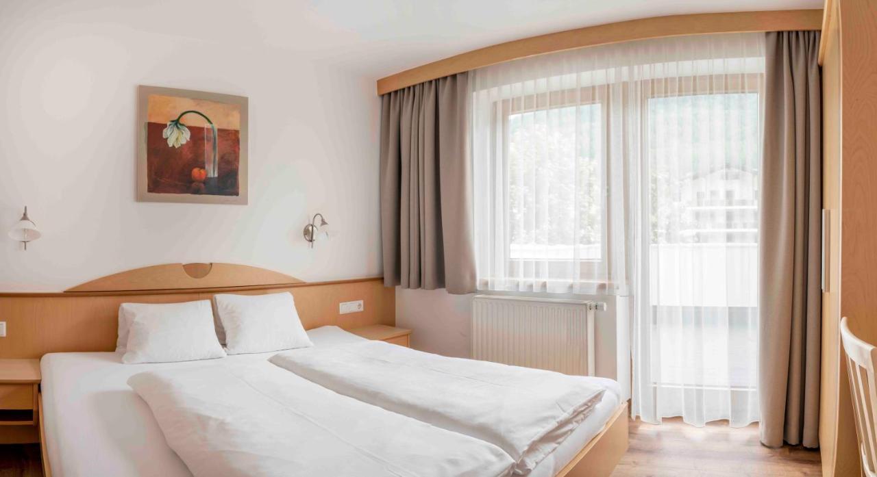 Gaestehaus Europa Solden Bagian luar foto