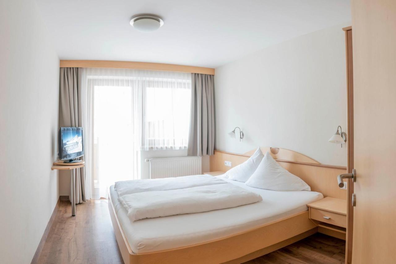 Gaestehaus Europa Solden Bagian luar foto