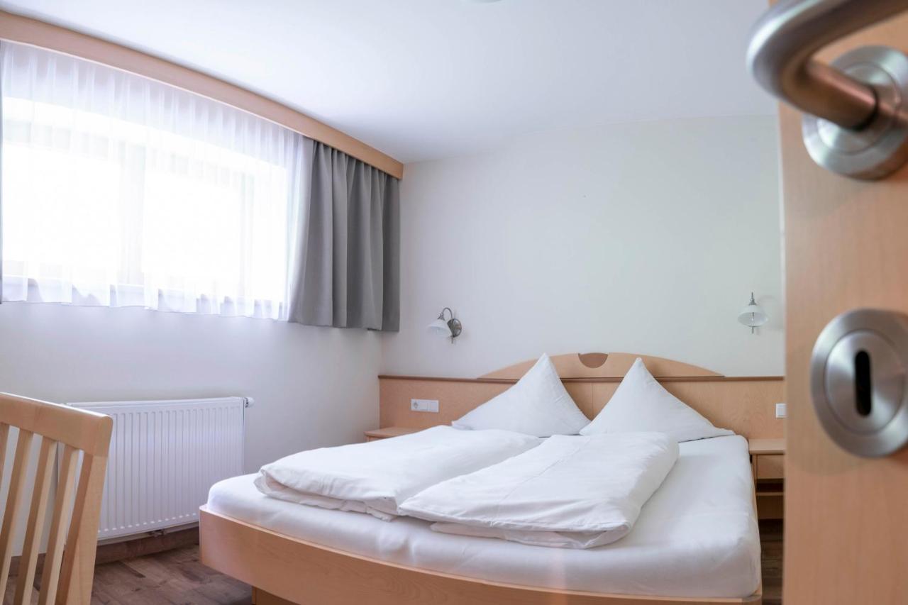 Gaestehaus Europa Solden Bagian luar foto