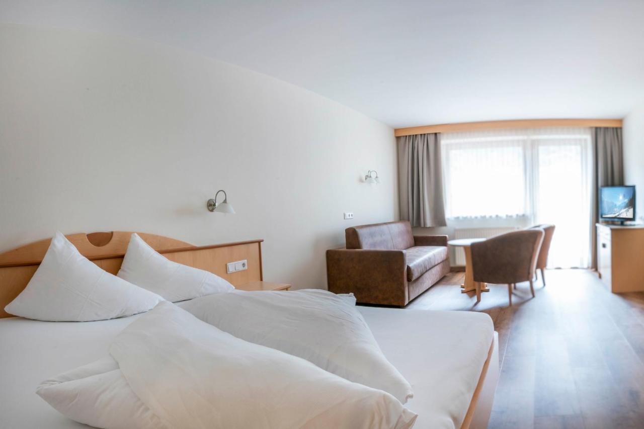 Gaestehaus Europa Solden Bagian luar foto