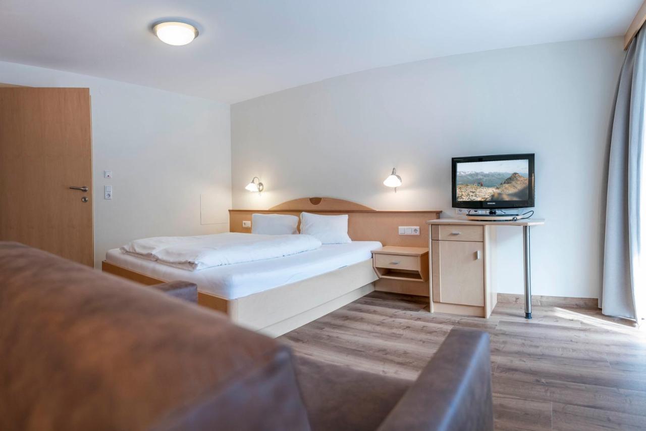 Gaestehaus Europa Solden Bagian luar foto